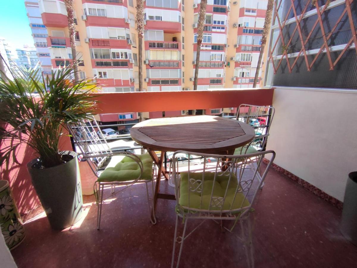 Flat2 Studio 150M From The Beach With Pool Торре-дель-Мар Экстерьер фото
